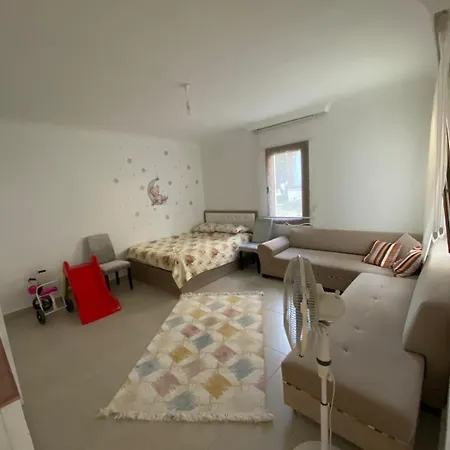 Guelce Apartment *